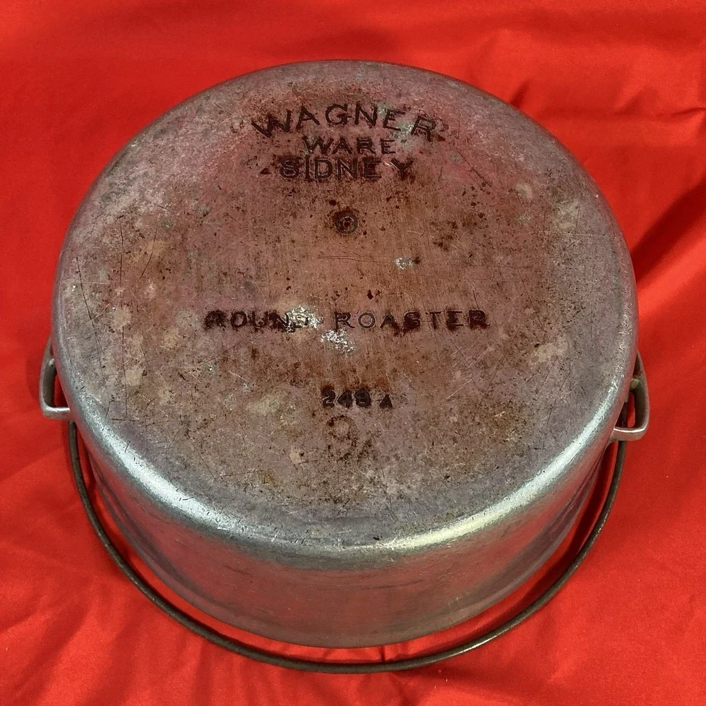 Vtg Wagner Ware 249A No. 9A Drip Drop Round Roaster w/ Lid & Trivet / 9 / 249